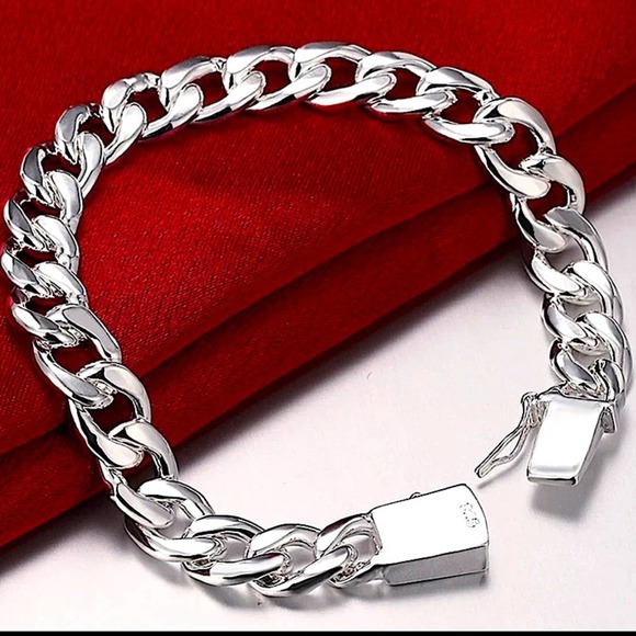Cuban Chain Link Sterling Silver Unisex Bracelet - Picture 2 of 6